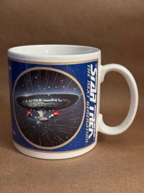 1994 Star Trek The Next Generation U.S.S. Enterprise NCC-1701-D Mug. 14 fl oz